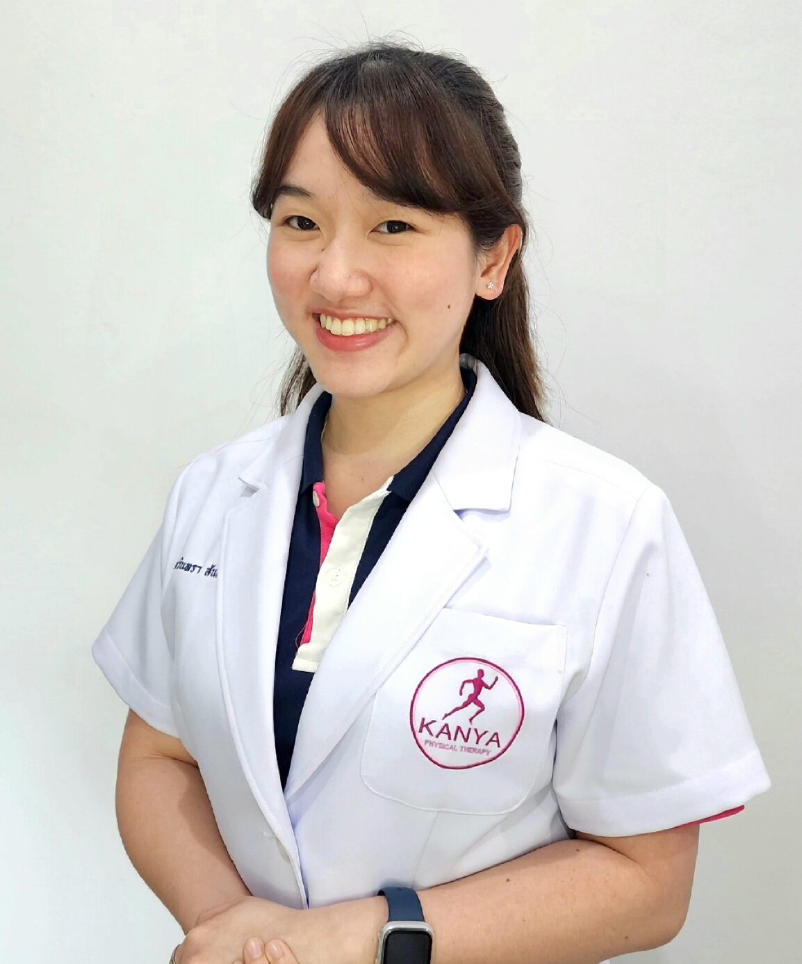 กภ.กวินทรา สันติอภิรักษ์ นักกายภาพบำบัดระบบประสาท ประจำกันยา คลินิกกายภาพบำบัด สาขาประชาชื่น จบประกาศนียบัตรบัณฑิต สาขาโรคหลอดเลือดสมอง