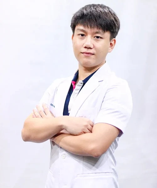 กภ.ชวลิต สมัครธรรม นักกายภาพบำบัดประจำกันยา คลินิกกายภาพบำบัด สาขาสิรินธร