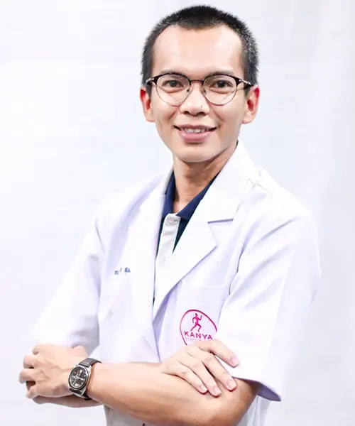 กภ.สันติพร สุขทอง นักกายภาพบำบัด ประจำทีมกายภาพบำบัดที่บ้าน ซีเนียร์กันยา