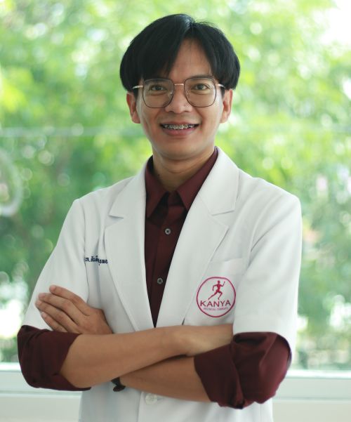 กภ.สันติพร สุขทอง นักกายภาพบำบัดประจำกันยา คลินิกกายภาพบำบัด สาขาเพชรเกษม