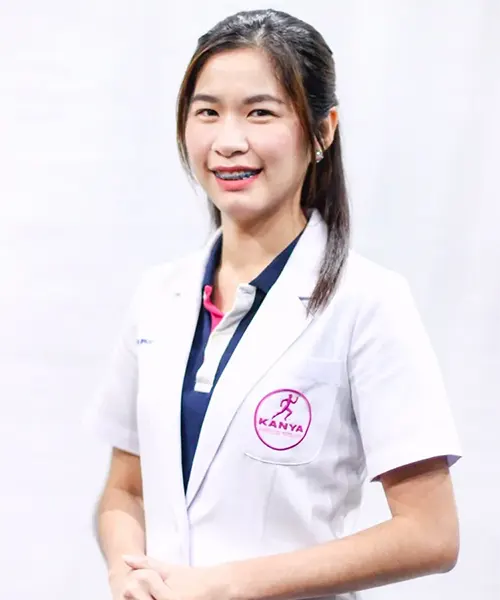 กภ.สุคนธา ตั้งเพียรวัฒนา นักกายภาพบำบัด ประจำทีมกายภาพบำบัดที่บ้าน ซีเนียร์กันยา