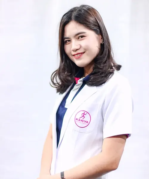 กภ.อุดมพร ป้องเกียรติชัย นักกายภาพบำบัด ประจำทีมกายภาพบำบัดที่บ้าน ซีเนียร์กันยา