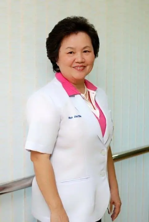 รศ.กันยา ปาละวิวัธน์ ผู้ก่อตั้งกันยาคลินิกกายภาพบำบัด